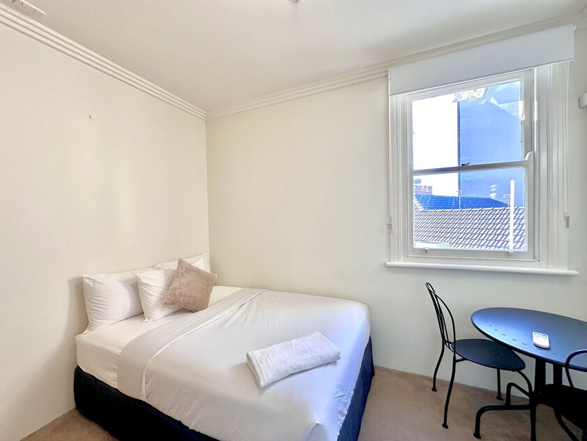 Modern Furnished Studio Units in Potts Point Move In Today!