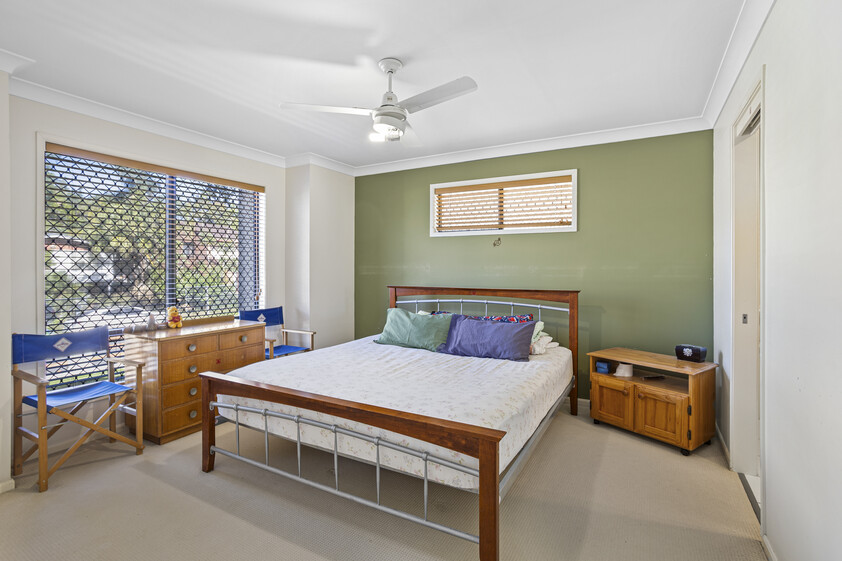 Low-Maintenance Single-Level Living in a Quiet and Convenient Location