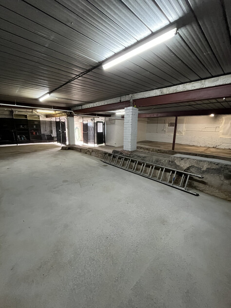 FOR SALE PRIME CBD MIXED-USE INVESTMENT