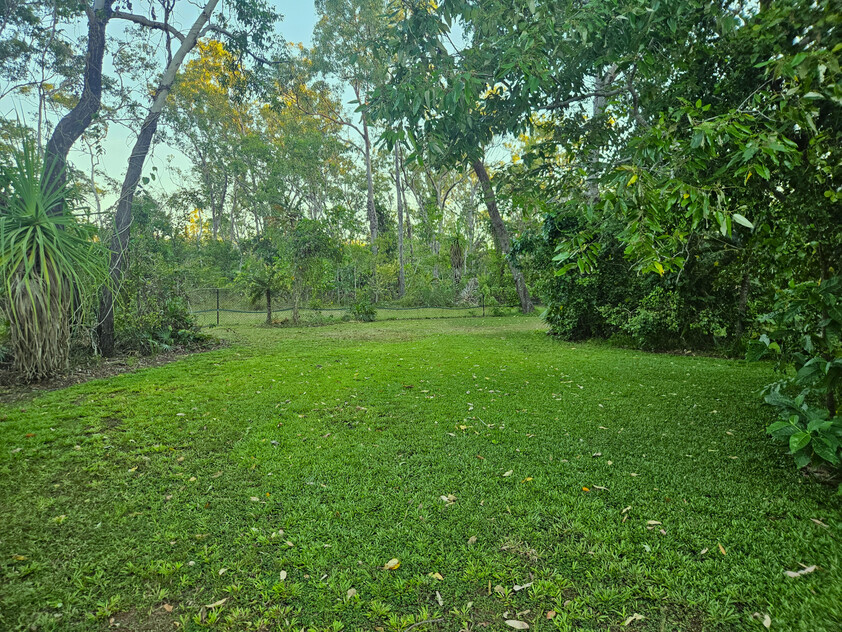 Dundee Beach Fishing Paradise - Private Boat Ramp, Airstrip & ~90 Acres