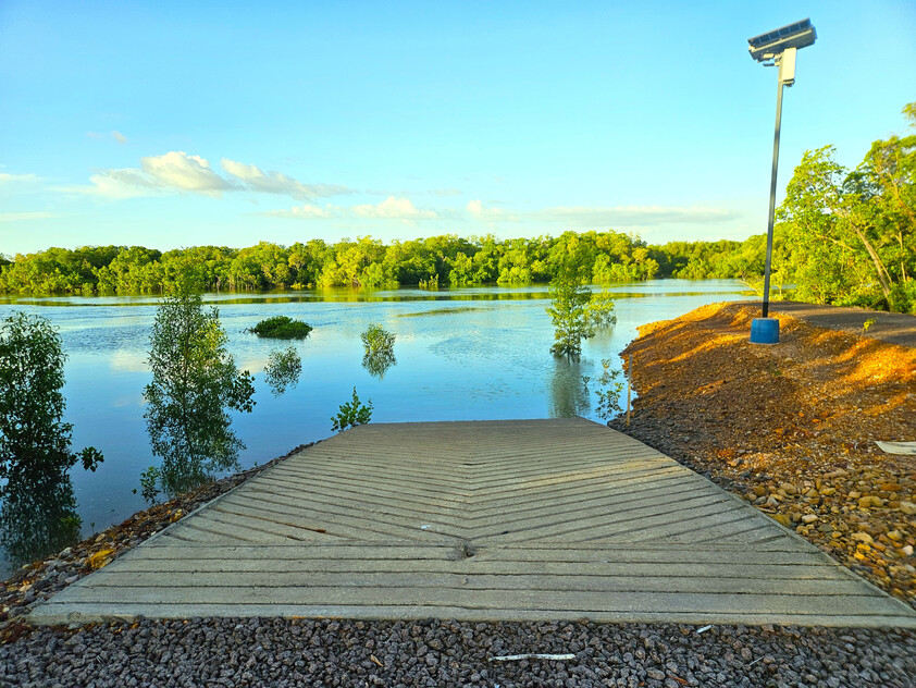 Dundee Beach Fishing Paradise - Private Boat Ramp, Airstrip & ~90 Acres
