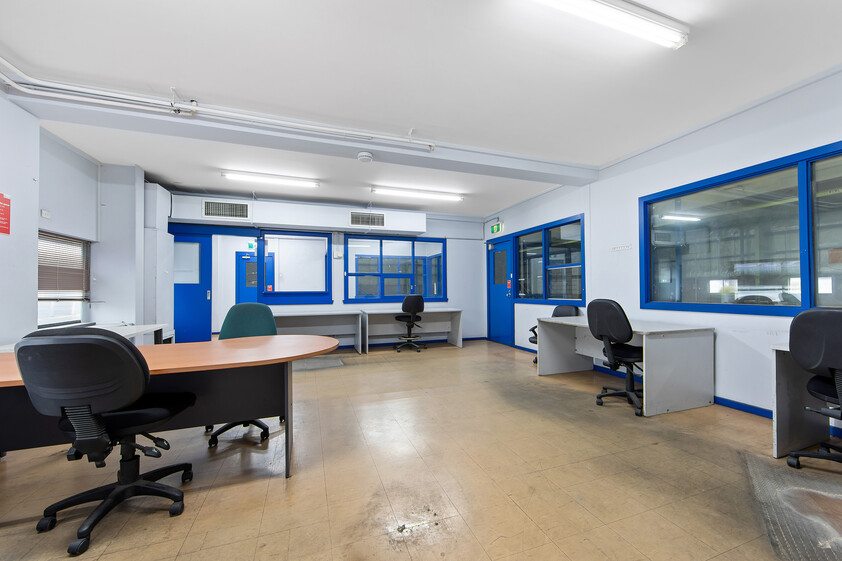Premium Corporate Headquarters & High-Capacity Industrial Facility Flexible Leasing Opportunities