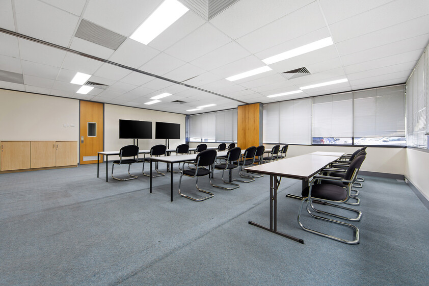 Premium Corporate Headquarters & High-Capacity Industrial Facility Flexible Leasing Opportunities
