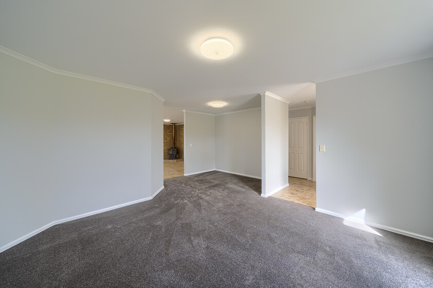 Spacious Family Home 4 x 2
