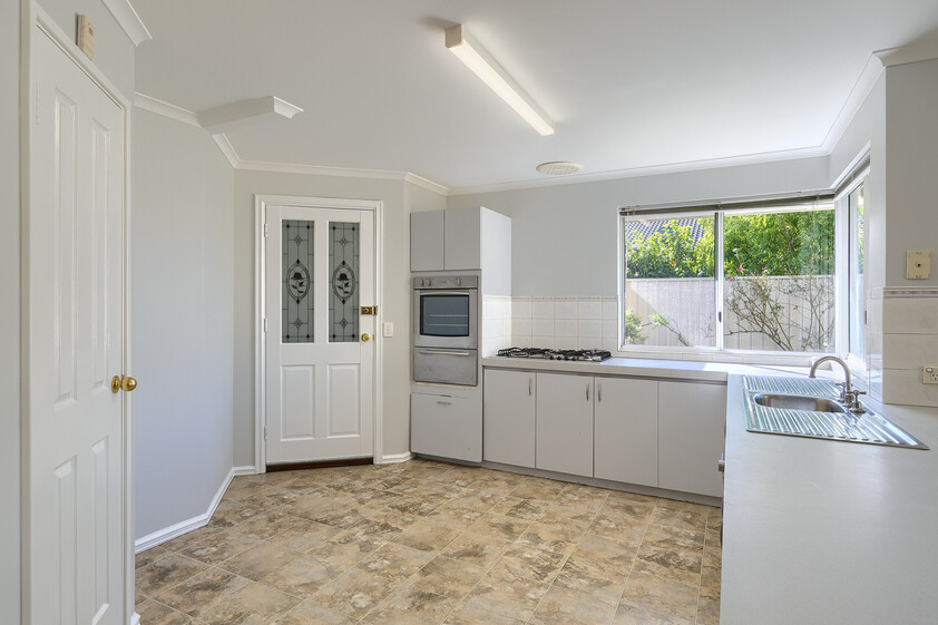 Spacious Family Home 4 x 2