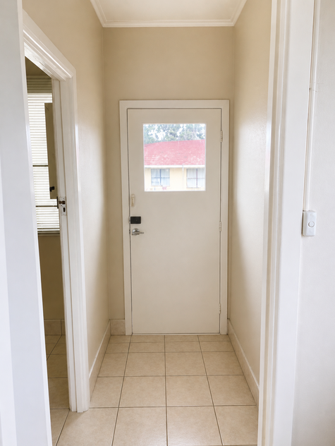 Cosy 2 Bedroom - Inspection by appointment