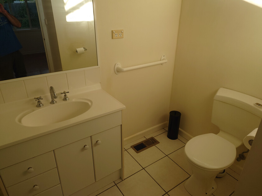 Spacious rennovated 3BR brick house