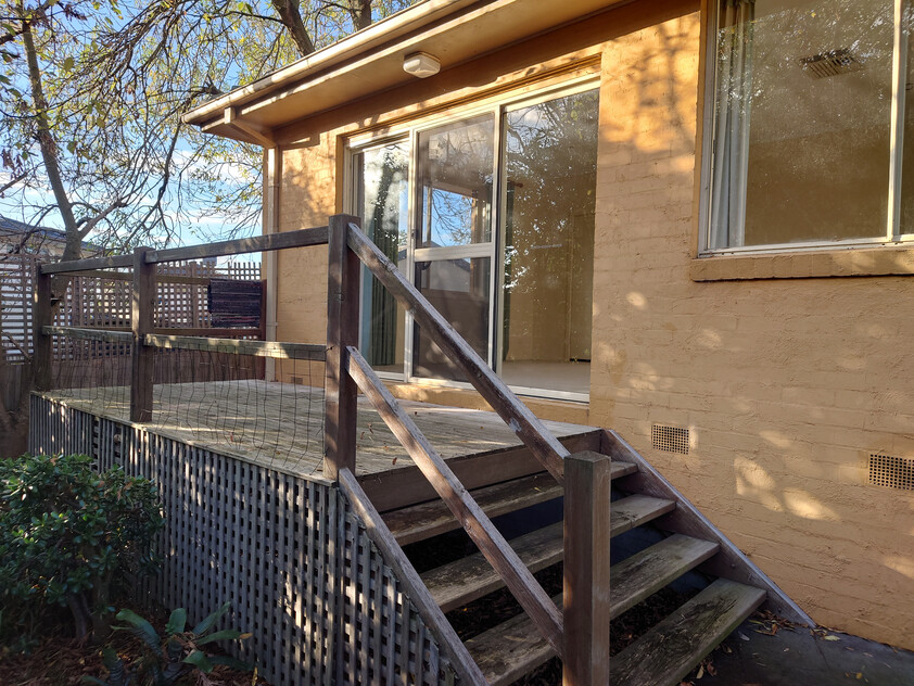 Spacious rennovated 3BR brick house
