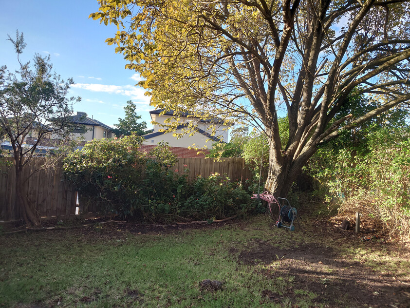 Spacious rennovated 3BR brick house