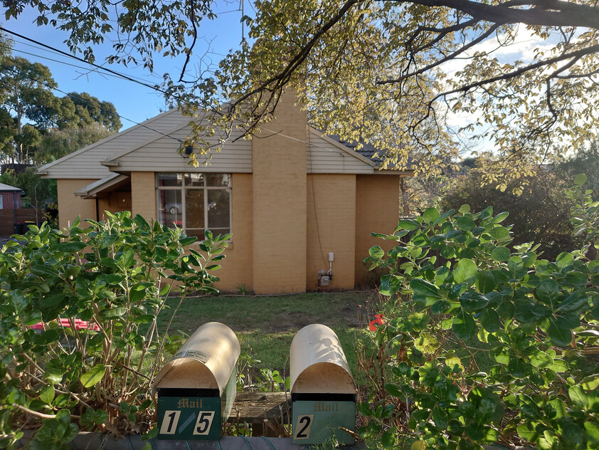 Spacious rennovated 3BR brick house