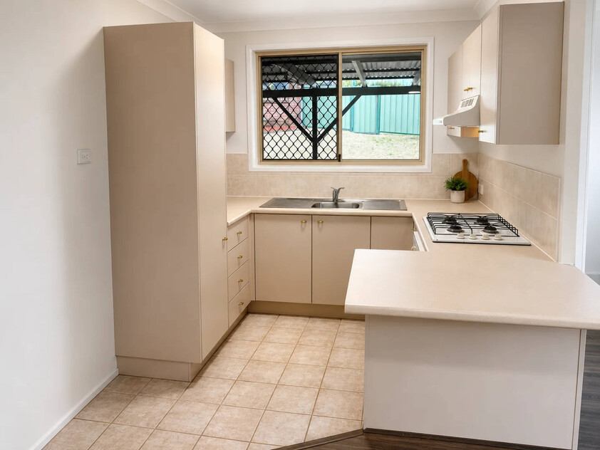 Quiet Corner Block Living Close to Shopping, Transport & Lake Macquarie Lifestyle