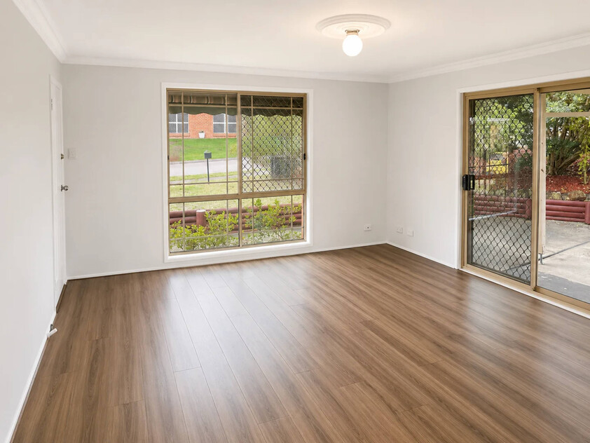 Quiet Corner Block Living Close to Shopping, Transport & Lake Macquarie Lifestyle