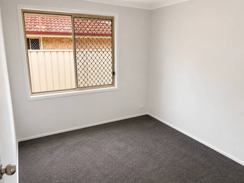 Quiet Corner Block Living Close to Shopping, Transport & Lake Macquarie Lifestyle