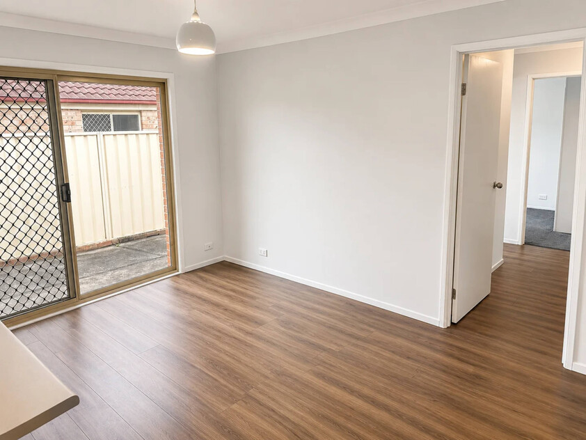 Quiet Corner Block Living Close to Shopping, Transport & Lake Macquarie Lifestyle