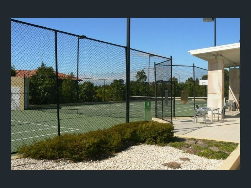 SHORT TERM ACCOMMODATION PELICAN WATERS CALOUNDRA SUNSHINE COAST