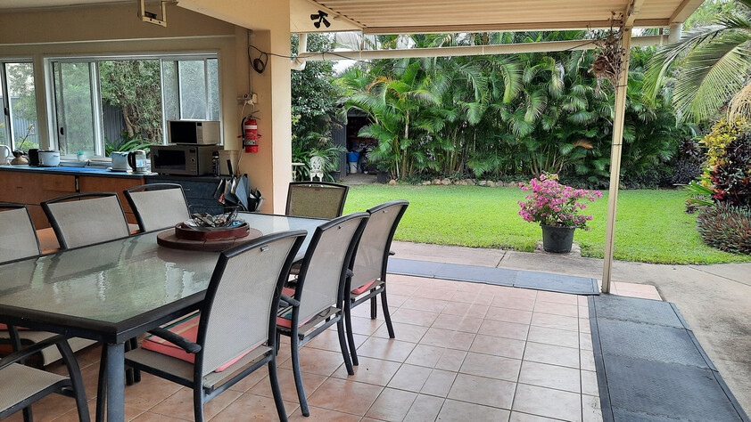 Spacious Tropical 6 Bedroom, High Commercial Garage, Dual Living & Income Potential, 1,314m² | $898,000 Asking Price