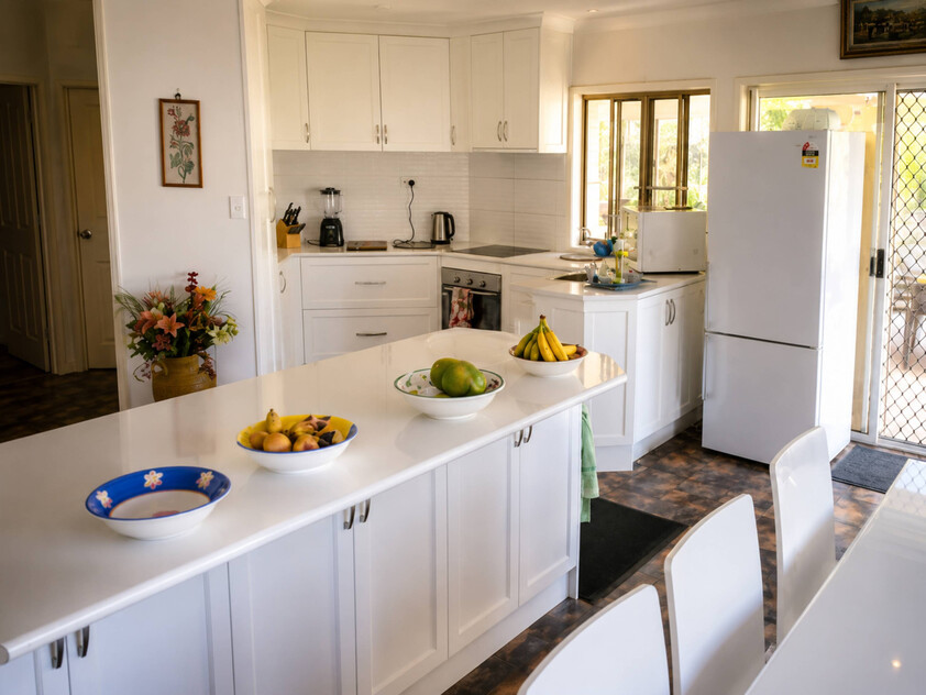 CURRENTLY UNDER OFFER - Enquiries Closed. Thanks. | Spacious Tropical 6 Bedroom, High Commercial Garage, Dual Living & Income Potential, 1,314m²