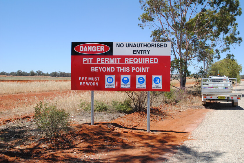 Established Signage & Solar Lighting - Central West NSW Opportunity