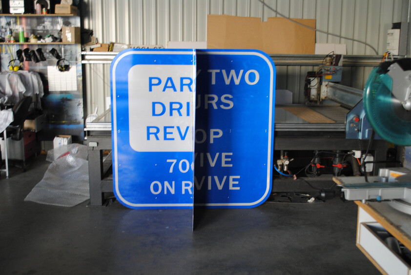 Established Signage & Solar Lighting - Central West NSW Opportunity