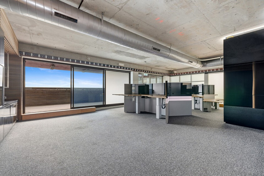 CORPORATE HQ WITH HARBOUR BRIDGE VIEWS - BONDI JUNCTION OFFICE TOWER WITH 24/7 SECURITY ACCESS