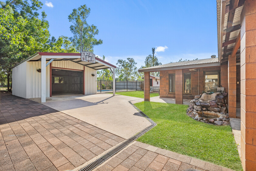 Spacious Family Living with Pool, Shed & Outstanding Convenience