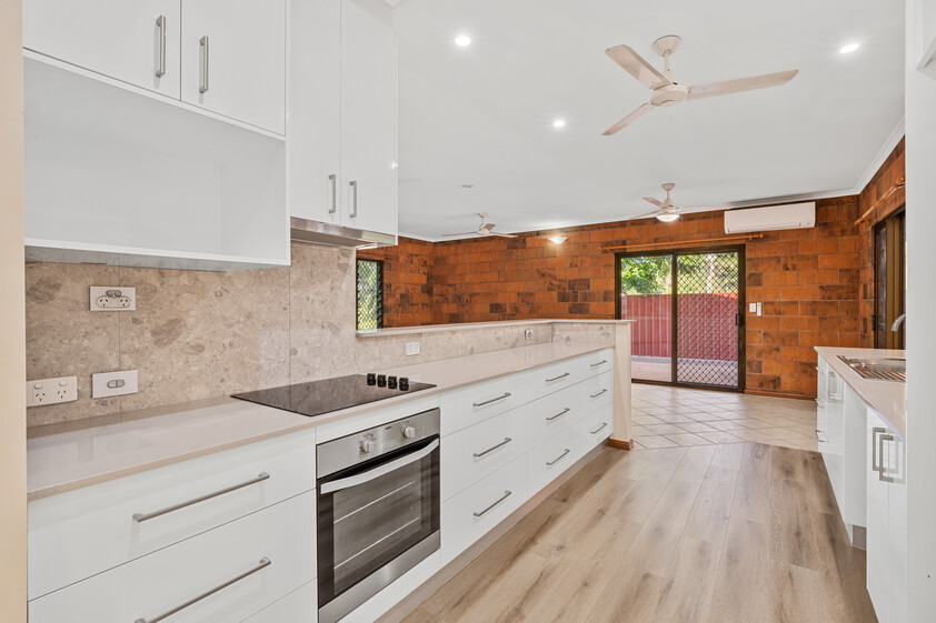 Spacious Family Living with Pool, Shed & Outstanding Convenience