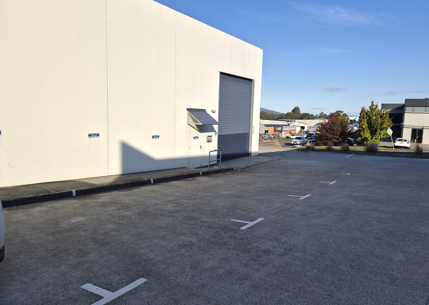 High-Exposure Street Frontage Premier Light Industrial Opportunity - Huntingfield