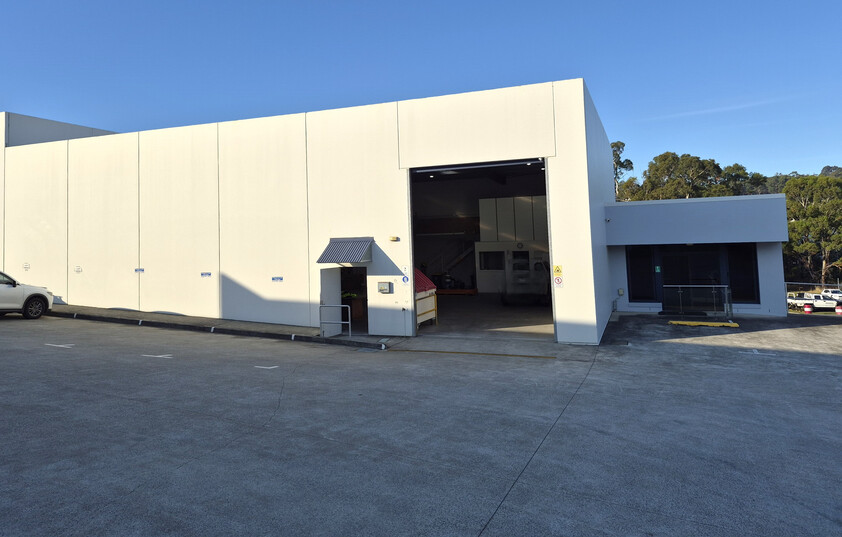 High-Exposure Street Frontage Premier Light Industrial Opportunity - Huntingfield