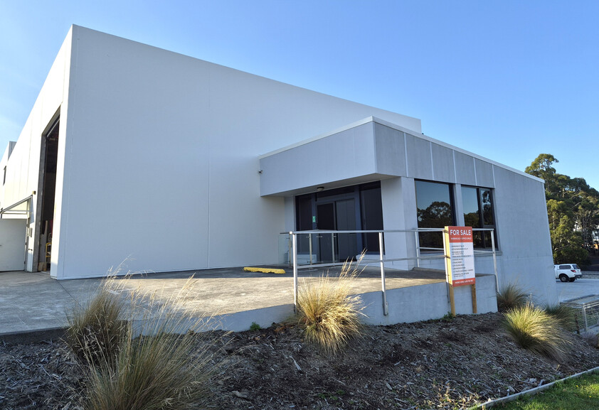 High-Exposure Street Frontage Premier Light Industrial Opportunity - Huntingfield