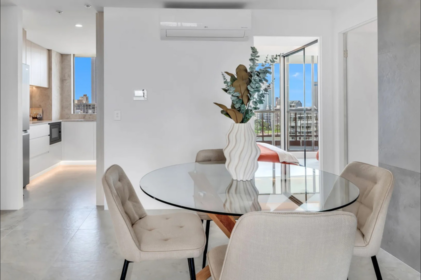 Gorgeous apartment mid term rental