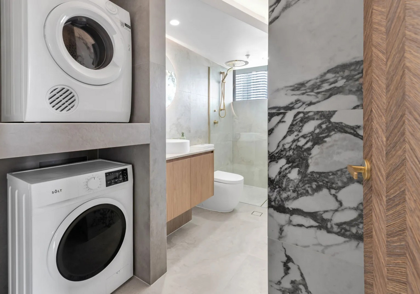 Gorgeous apartment mid term rental