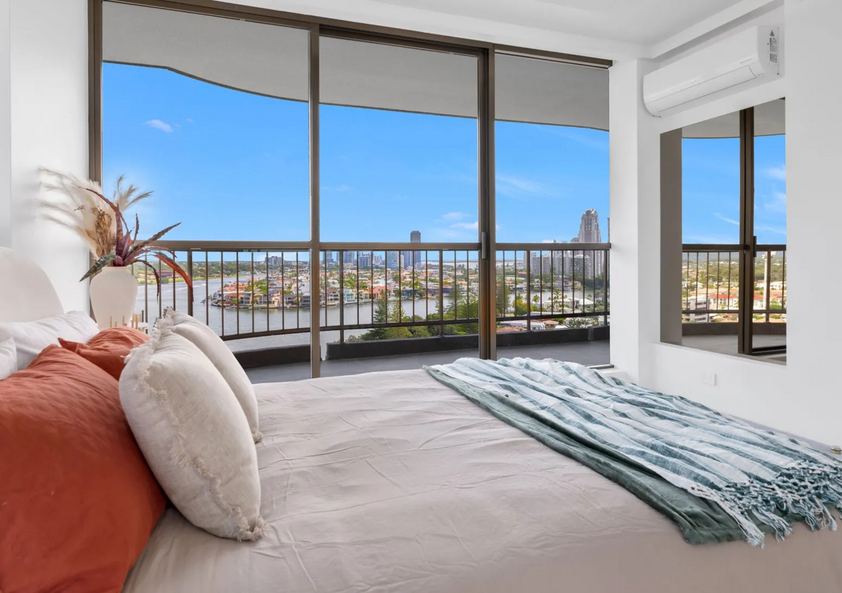 Gorgeous apartment mid term rental