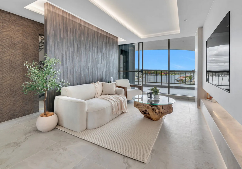 Gorgeous apartment mid term rental