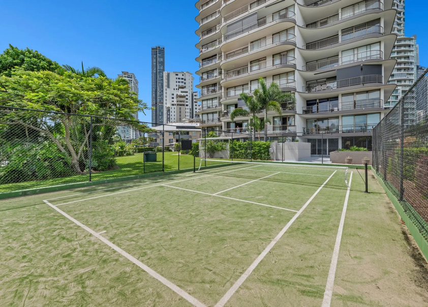 Gorgeous apartment mid term rental