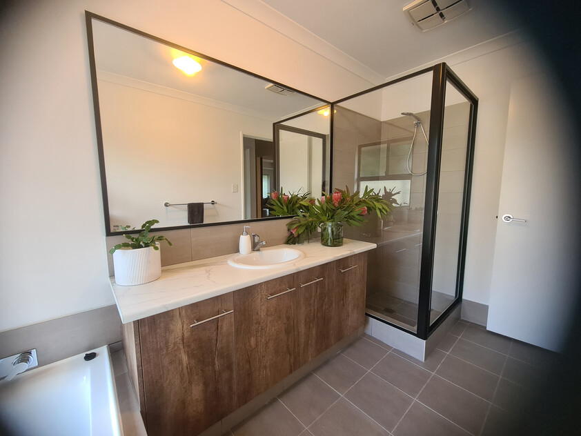 Peaceful Rear Block Retreat in a Leafy, Family Friendly Suburb