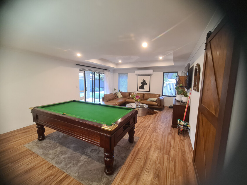 Peaceful Rear Block Retreat in a Leafy, Family Friendly Suburb