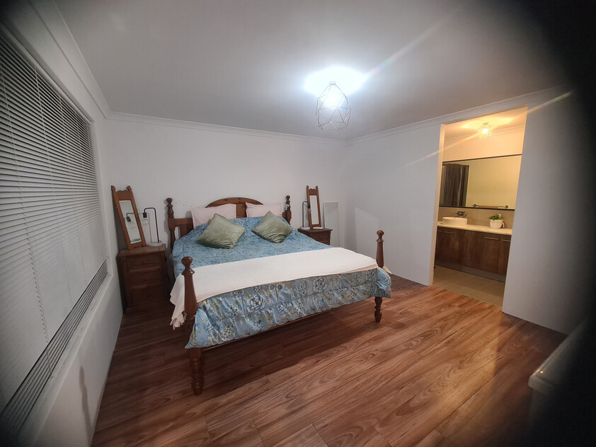 Peaceful Rear Block Retreat in a Leafy, Family Friendly Suburb