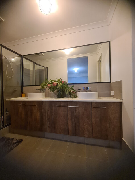 Peaceful Rear Block Retreat in a Leafy, Family Friendly Suburb