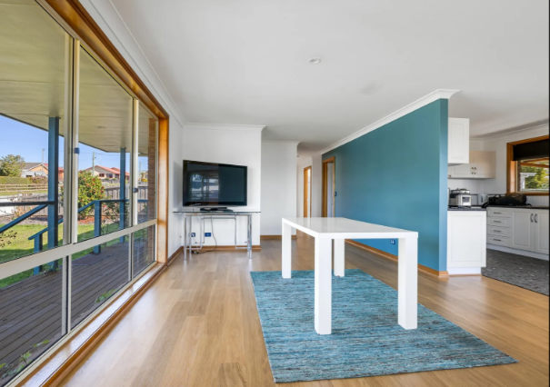 Master-Built Coastal Retreat with Space for Boats, Caravans & the Ultimate East Coast Lifestyle
