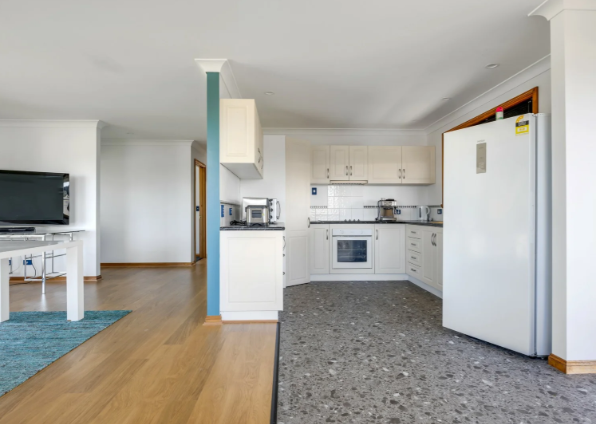 Master-Built Coastal Retreat with Space for Boats, Caravans & the Ultimate East Coast Lifestyle