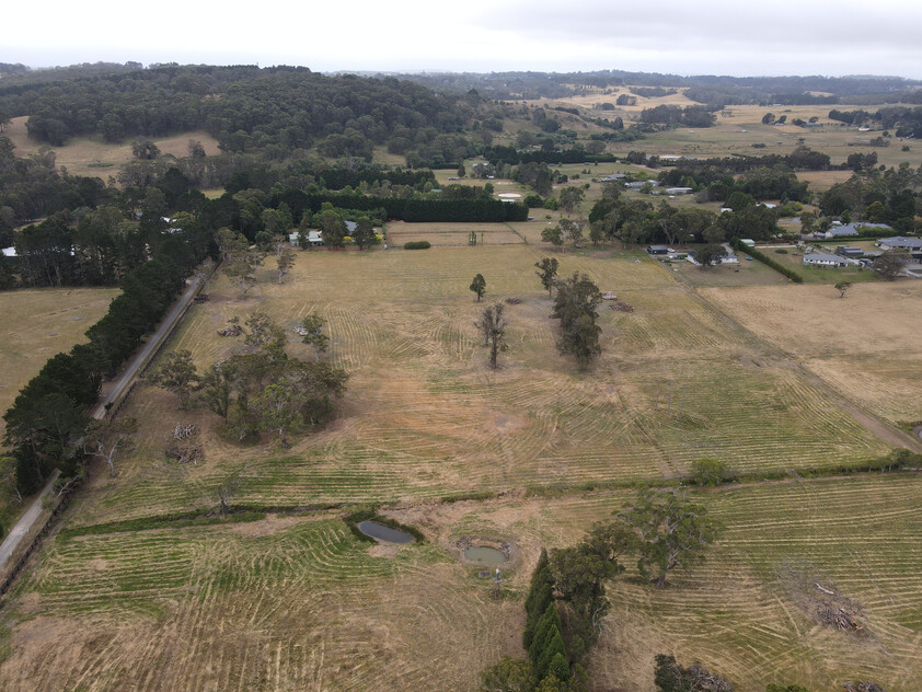 5 Ac lots, subvisible into 1 Ac lots - from $1.7m