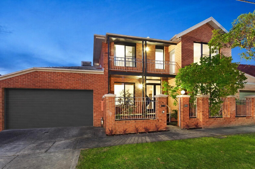 Spacious Energy Efficient House in Convenient Location