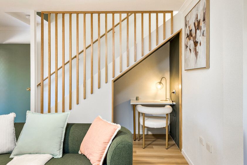 2 Bed Town House For sale, fully renovated