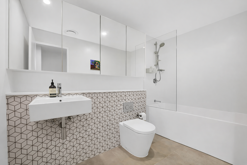 Modern 2-Bedroom Apartment in the Heart of Wolli Creek