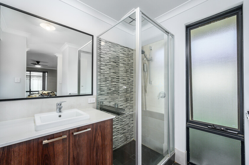 Feature-Packed Family Home | 4 Bedrooms 2 Bathrooms 1 Theatre