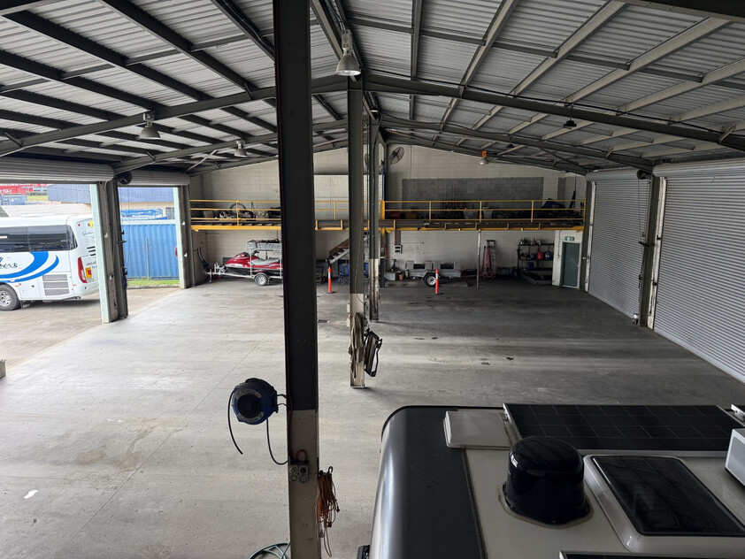 Established Bus Company with Freehold Commercial Property