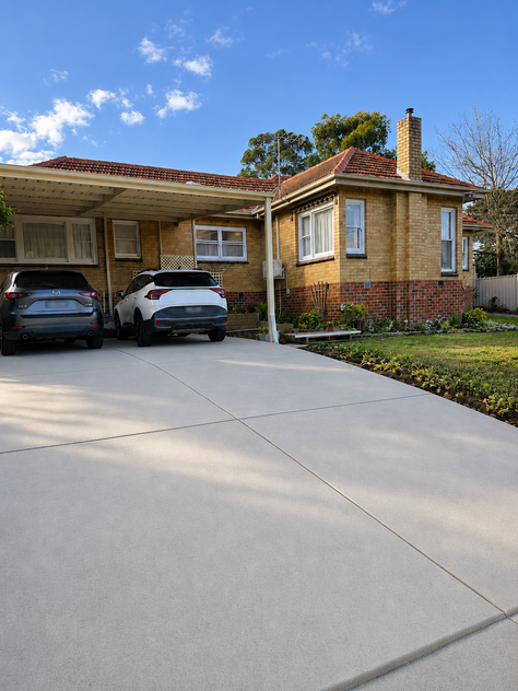 4 bedroom home in quiet Balwyn location
