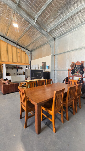 RARE 11 ACRES CLEARED LAND, OFF GRID SET UP IN DWELLINGUP 90 MINS FROM PERTH