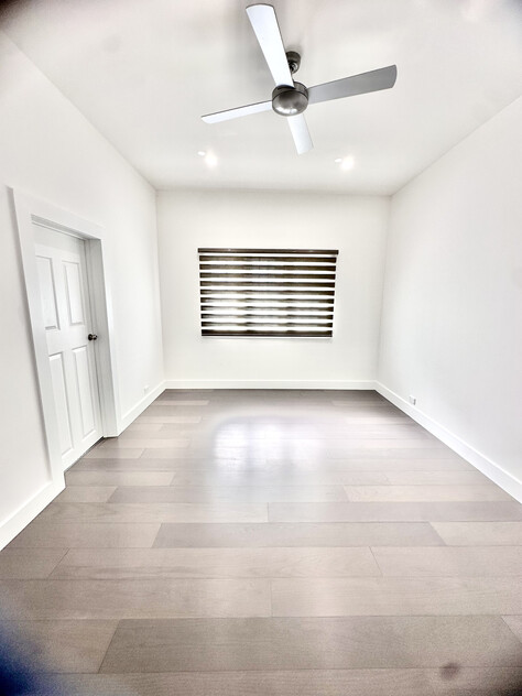 Newly Renovated 4 Bedroom Home - Multi-Zone