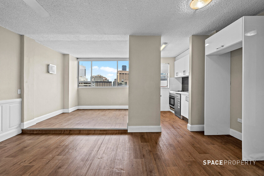 Best Priced 2 Bed Apartment in Spring Hill!